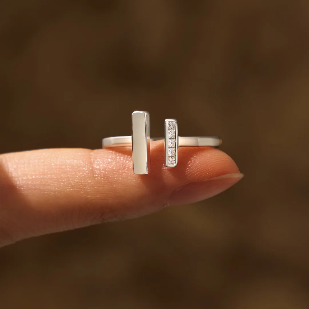 2_054a93ea-a841-4ae3-91b8-b24aab8f580e.webp Thick & Thin Ring - Image 1